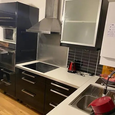 Grand T4 - 6 Couchages Pres Du De Face Aux Arenes *