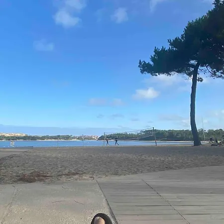 Appartement Grand T4 - 6 Couchages Pres Du De Face Aux Arenes *